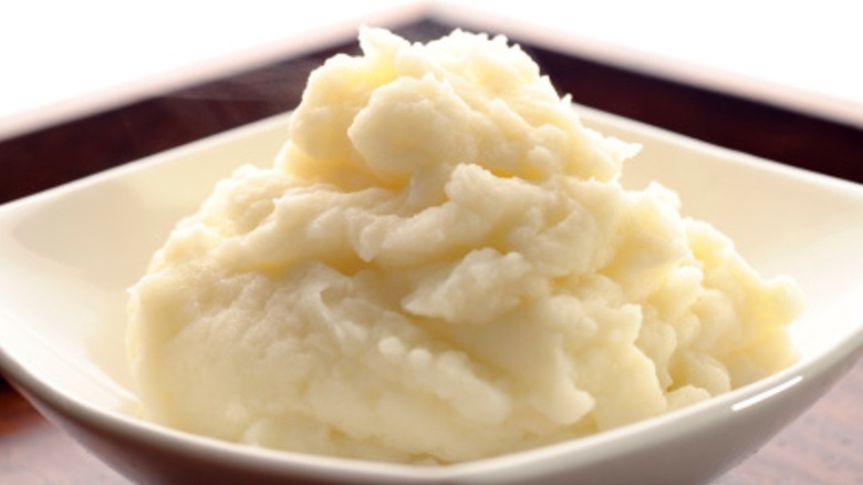 Mashed potatoes in a bowl