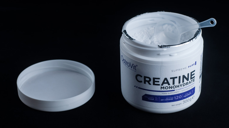 A container of creatine