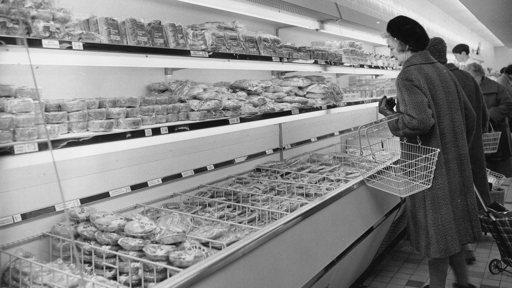 1970s supermarket