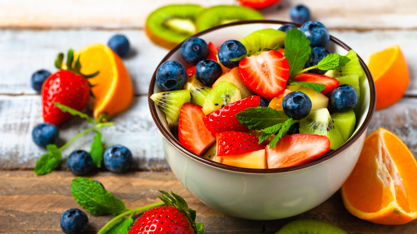 https://www.healthdigest.com/img/gallery/how-long-is-fruit-salad-safe-to-eat/l-intro-1650922320.jpg