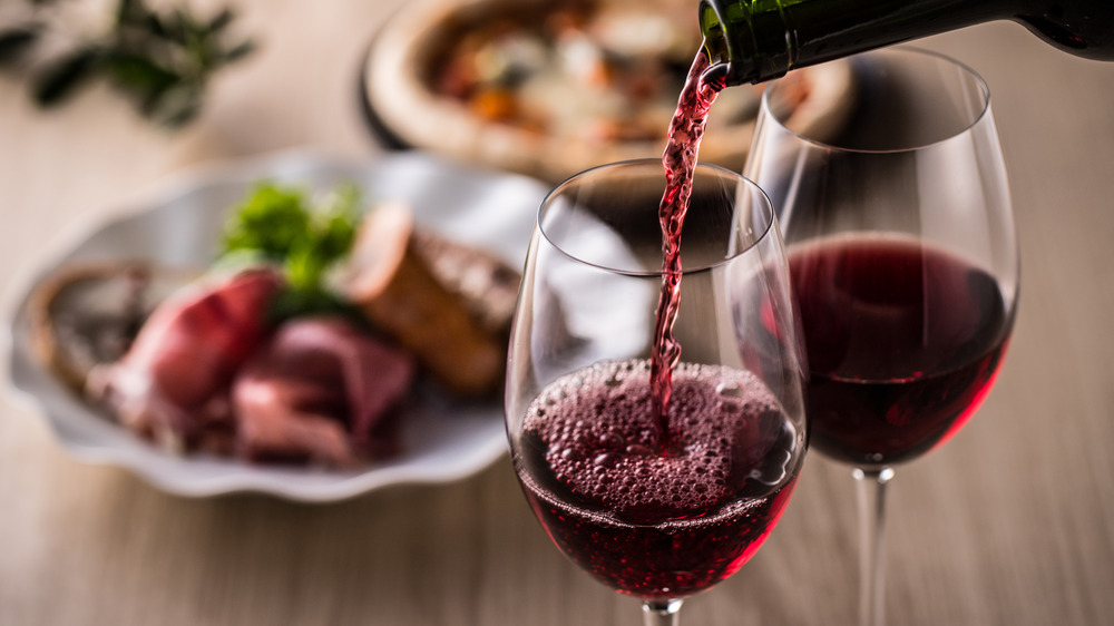 how-much-wine-can-you-drink-on-the-mediterranean-diet