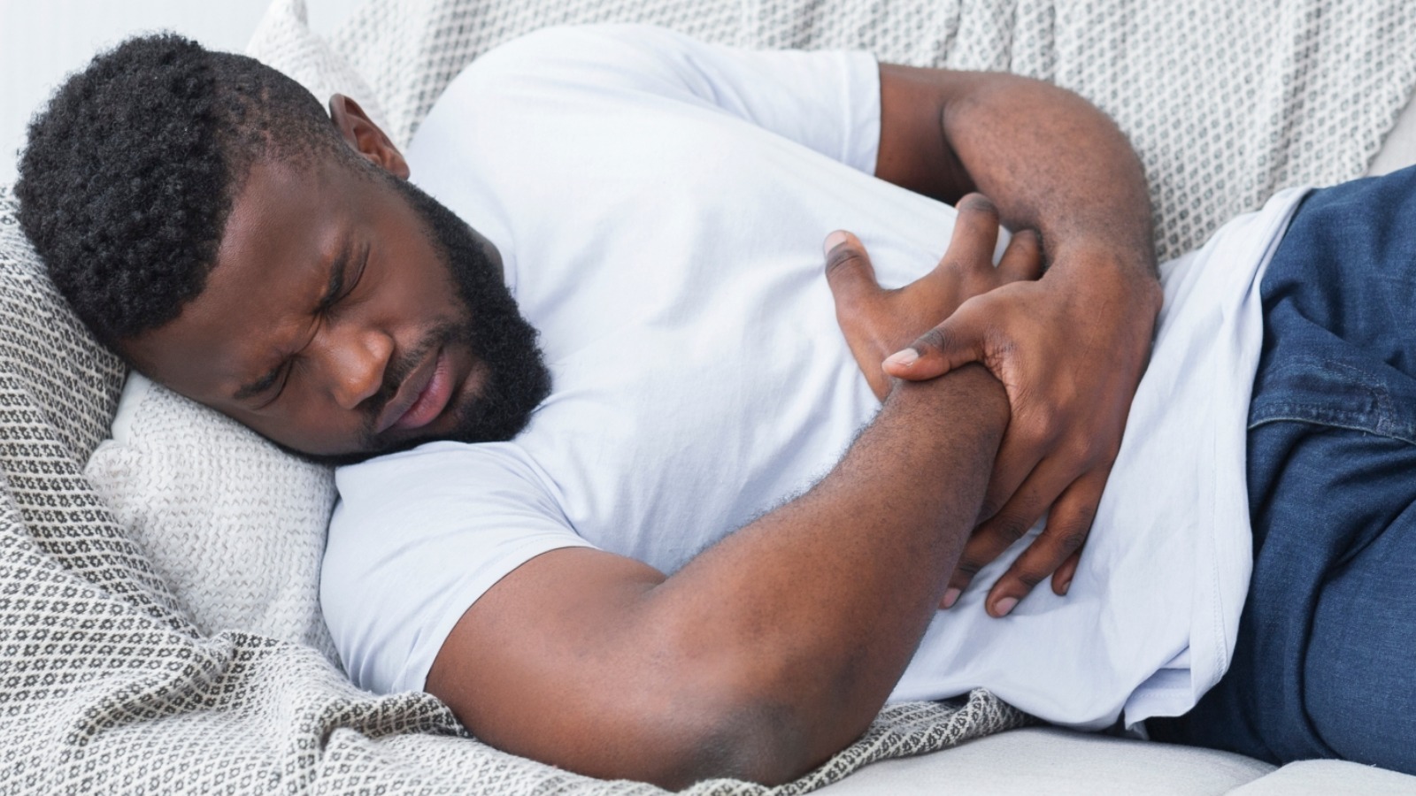 early-symptoms-of-stomach-ulcer-to-watch-out-for-health-gadgetsng