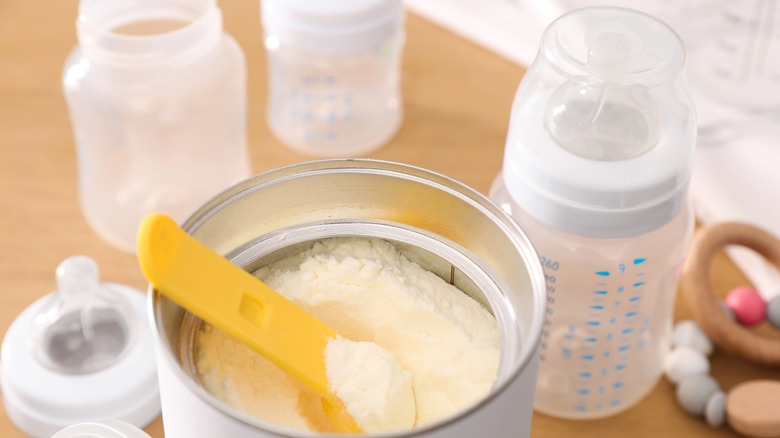 Powdered infant formula