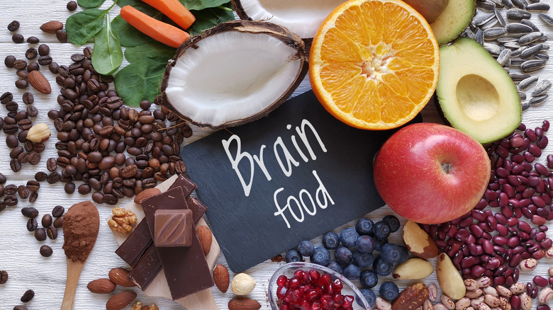 array of food that is healthy for the brain such as avocado and vegetables