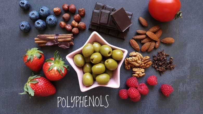 a board with filled with polyphenol-rich foods 