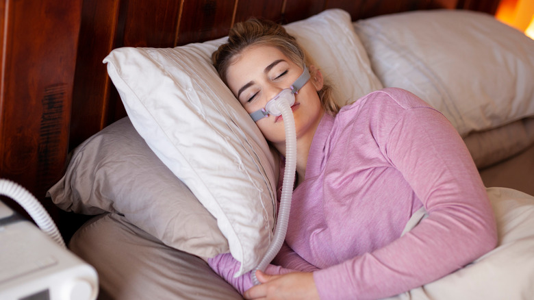 woman with sleep apnea 