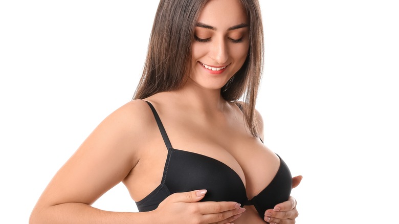 Woman Wearing Wrong Size Bra Stock Photo - Image of scoop, size