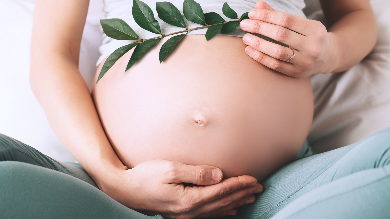 How Your Body Changes During The Early Weeks Of Pregnancy