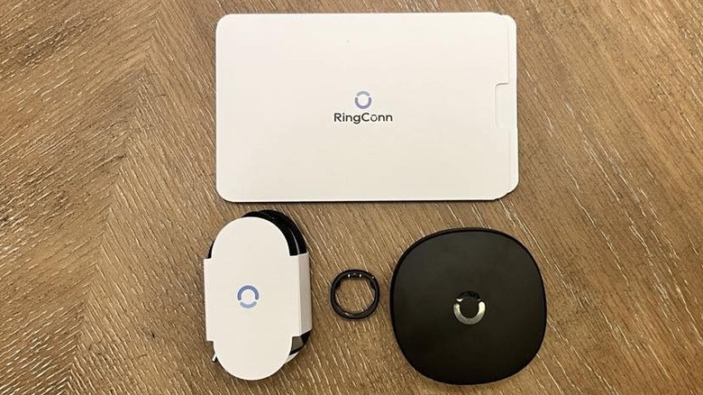 RingConn Gen 2 Smart Ring, charging case, cable