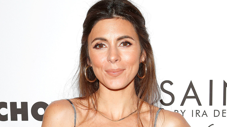 Closeup of Jamie-Lynn Sigler in 2019