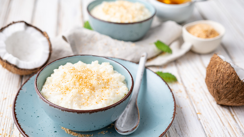 coconut rice pudding in bowls