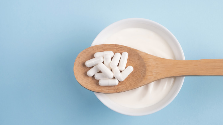 probiotic supplements with yogurt 