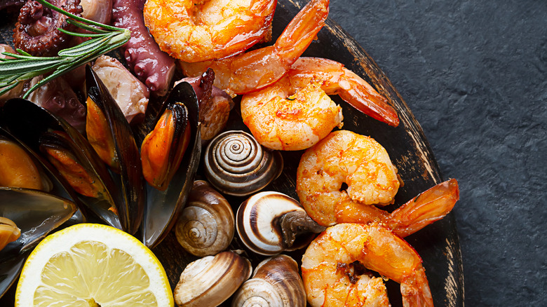 A tray of seafood