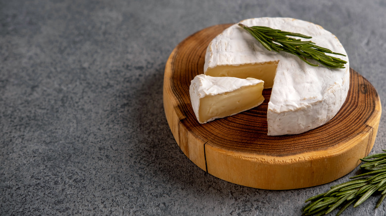 brie cheese 