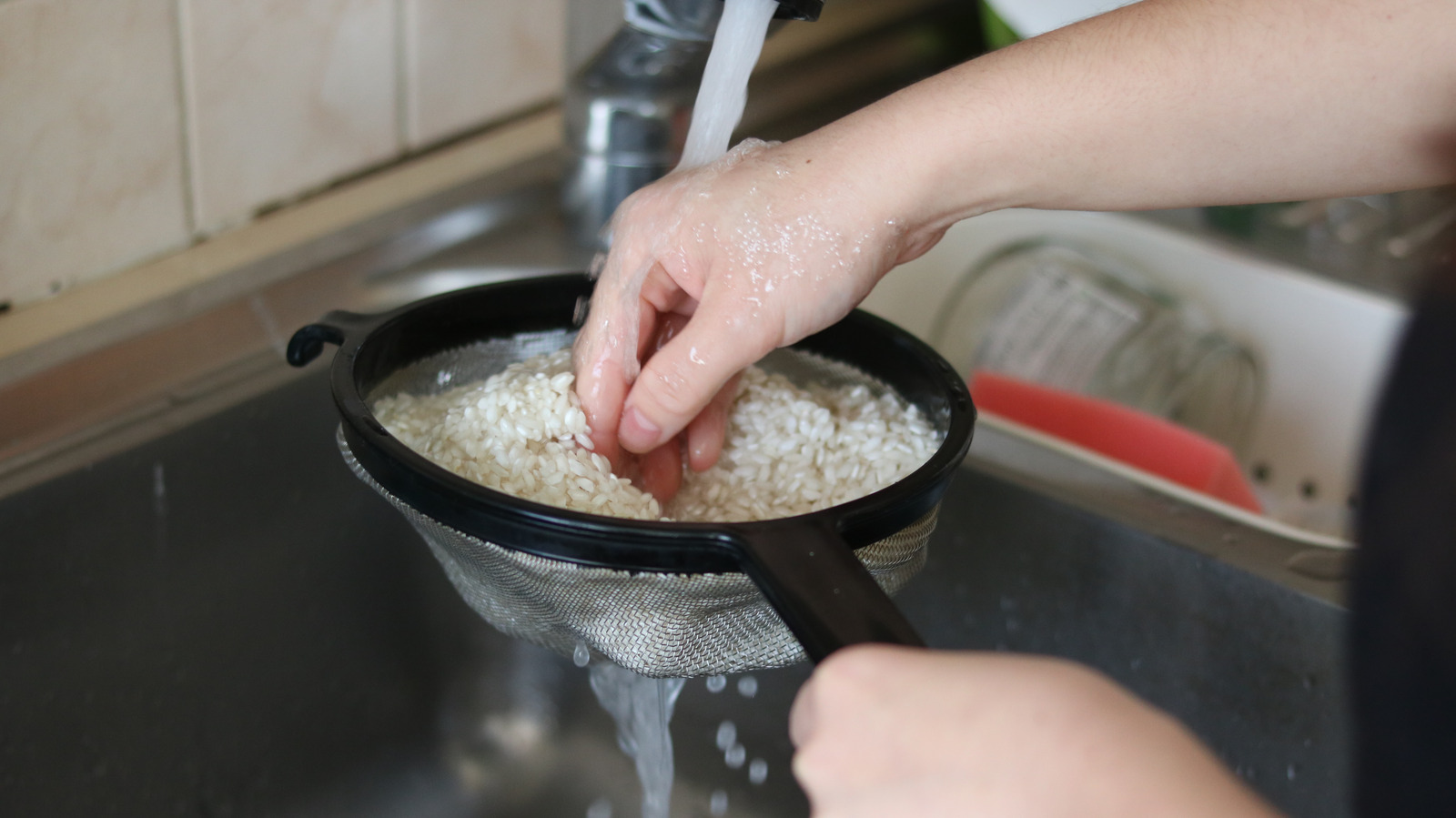 is-it-safe-to-eat-unwashed-rice