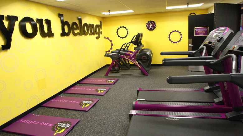workout room at planet fitness