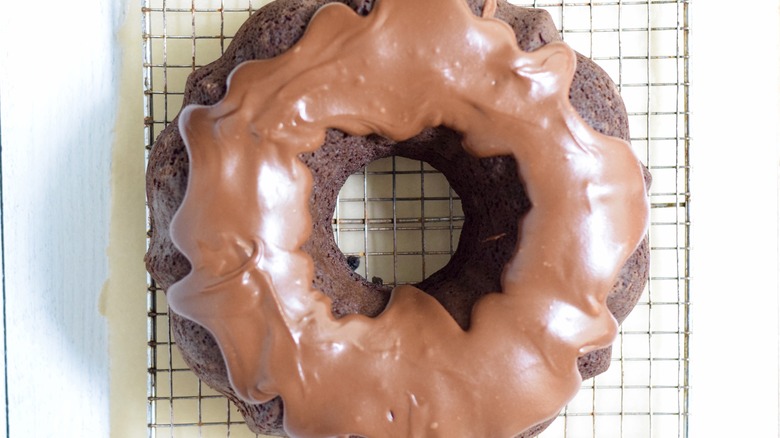keto chocolate bundt cake glaze view
