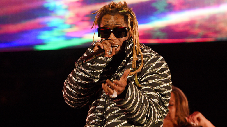 Lil Wayne performing