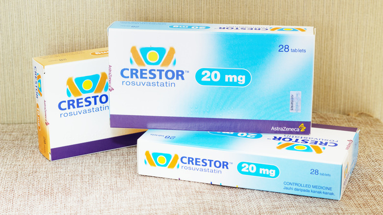 Stacked Crestor boxes