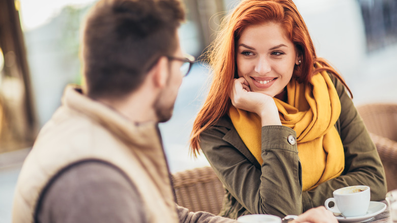 woman and man on date in restaurant