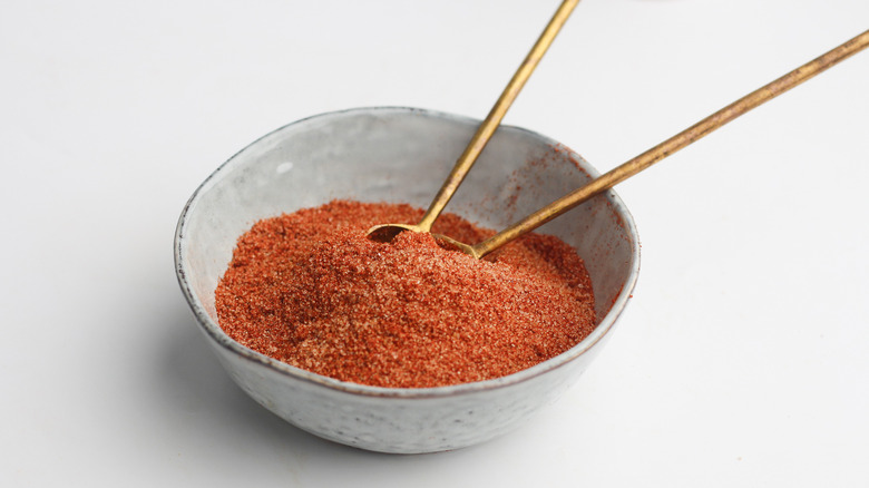 combining bbq rub ingredients