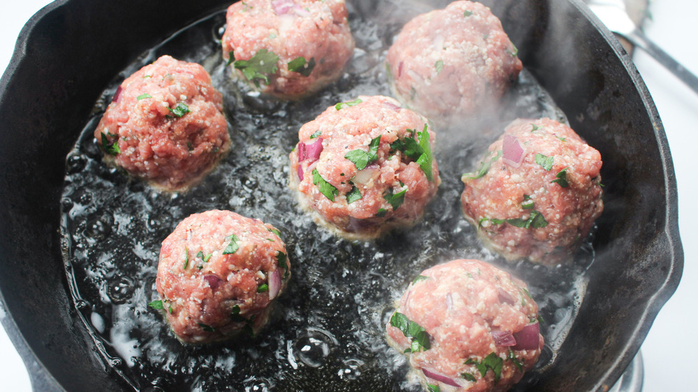 cooking low-carb meatballs in pan