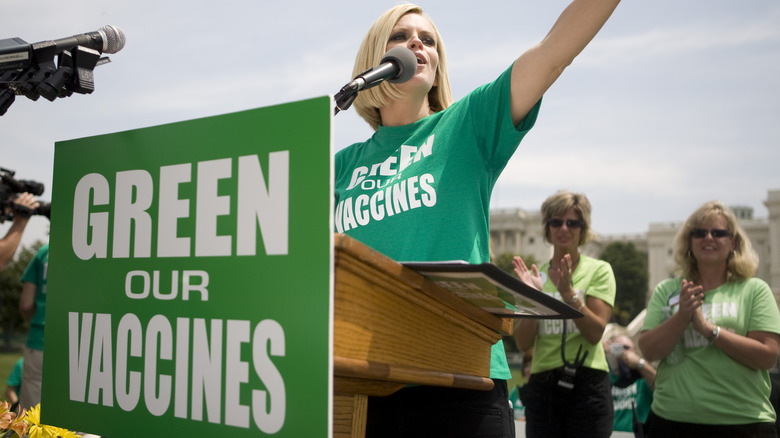 Jenny McCarthy speaking at vaccine rally 