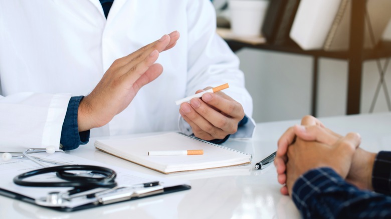 doctor discussing smoking