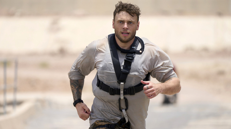 Gus Kenworthy running in Special Forces: World's Toughest Test