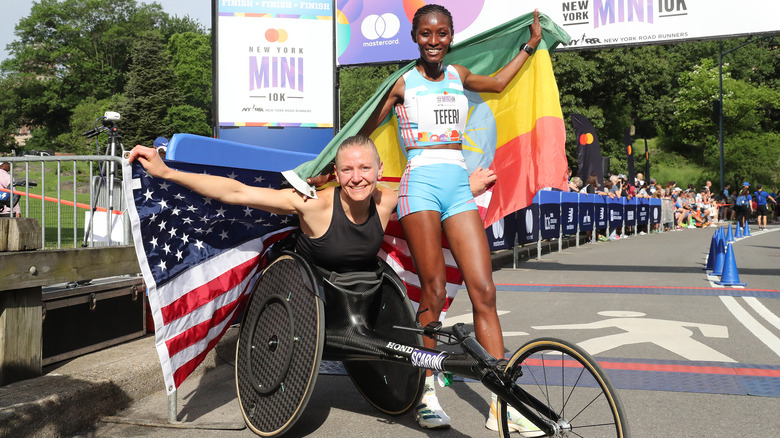 Susannah Scaroni holding american flag