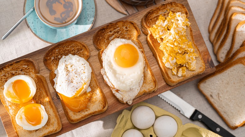 different types of eggs on toast