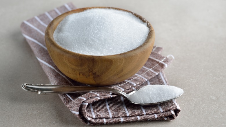 bowl of erythritol with a spoon 