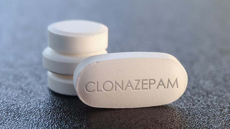 Clonazepam tablets