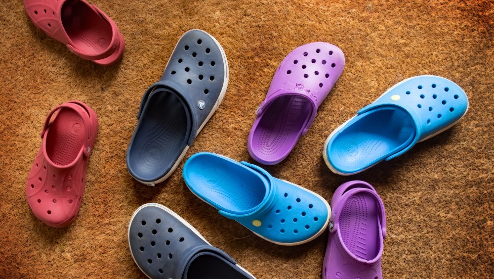 rubber crocs shoes