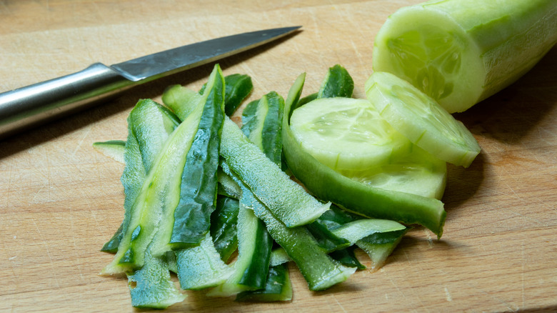 Peeled cucumber slices