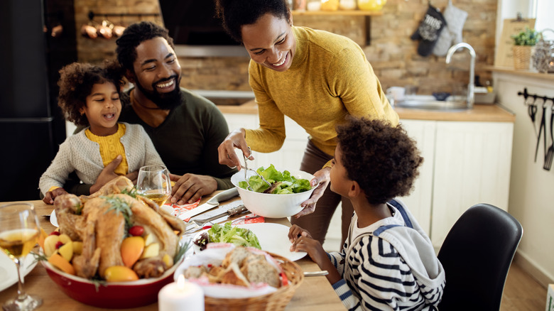 family on Thanksgiving