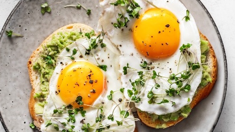 Healthy egg breakfast
