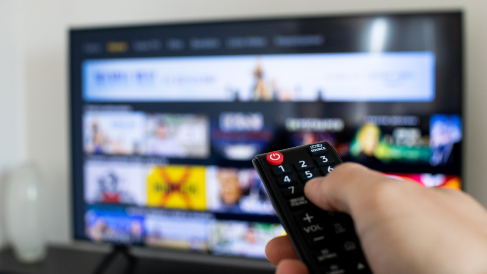 surprising-side-effects-of-binge-watching-tv