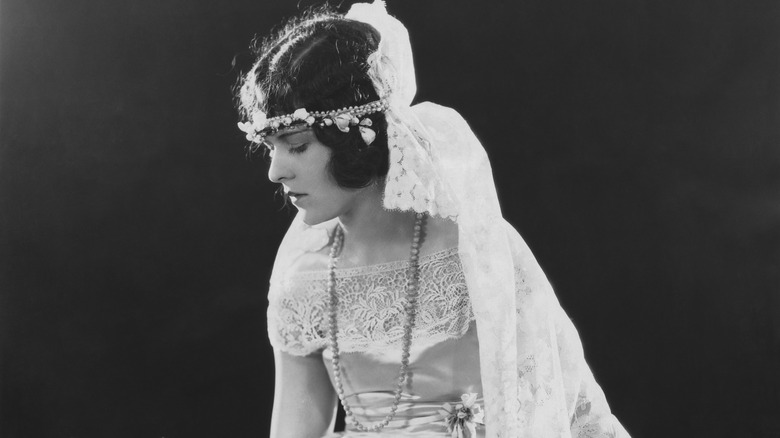 photo of old-fashioned bride