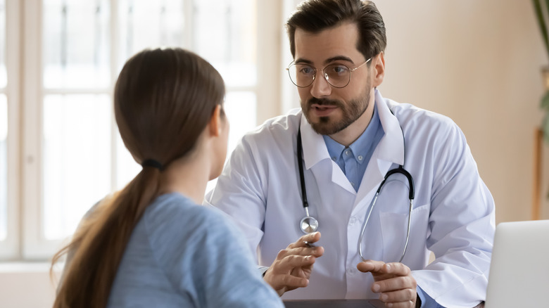 woman at doctor