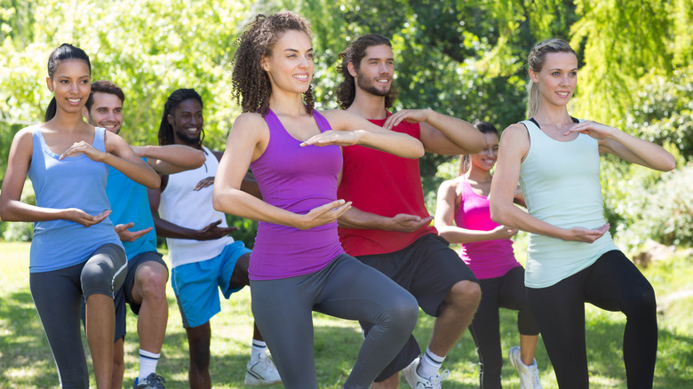 tai chi group outside