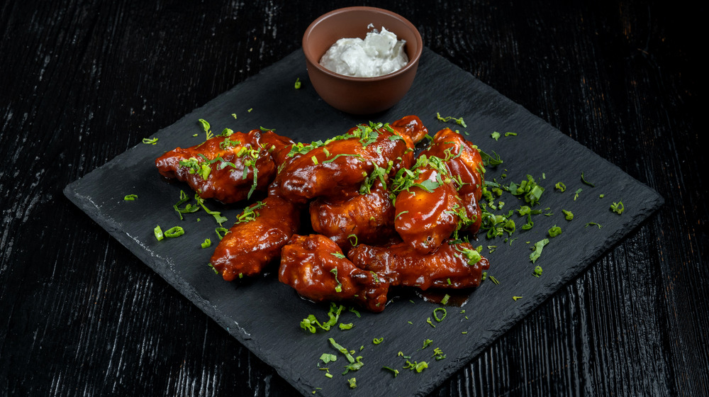spicy hot wings