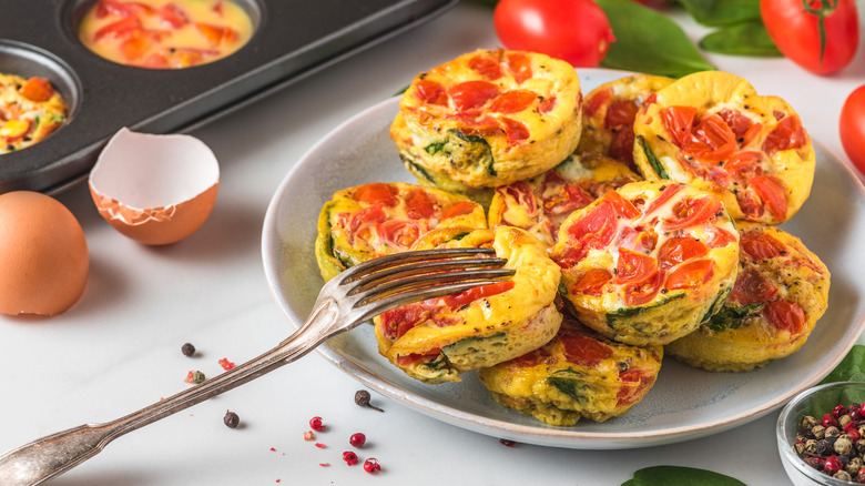 Vegetable omelet cups