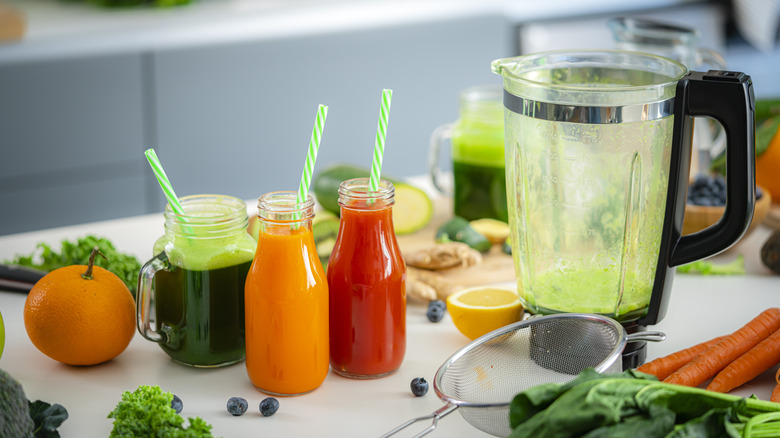 Homemade vegetable juices 