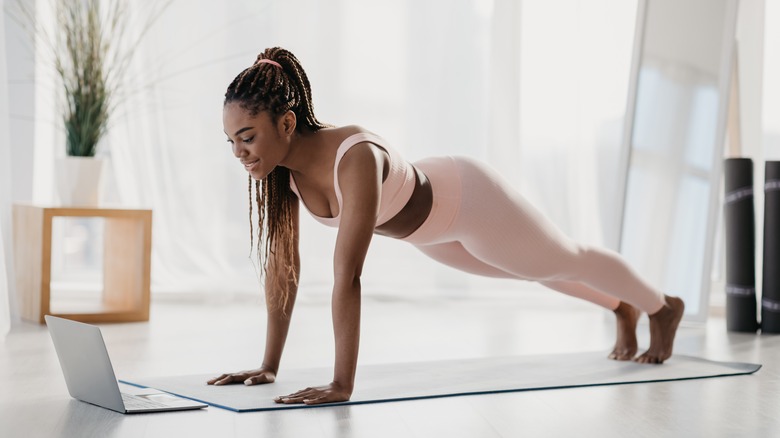 woman doing plank