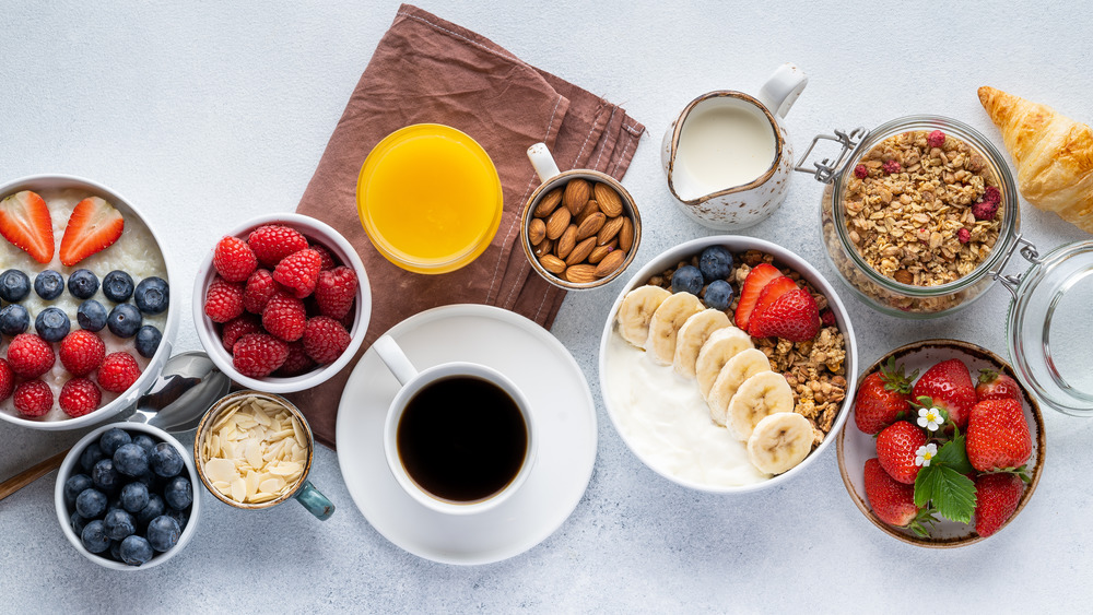 A variety of healthy breakfast foods