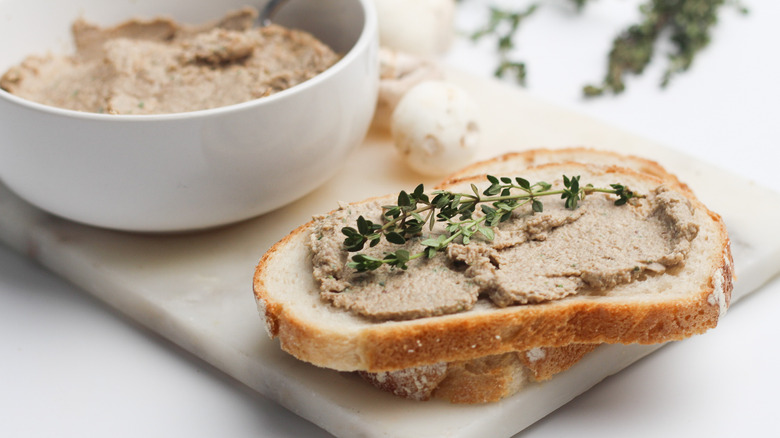 Pate on bread with thyme