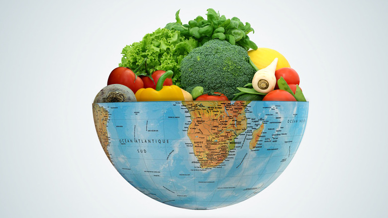 Vegetable-filled globe