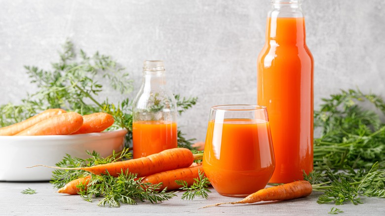 carrots and carrot juice