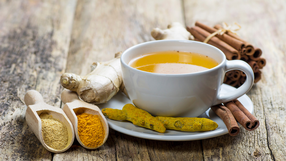 healthy turmeric tea 